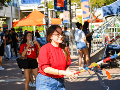 outdoor event along SU Paseo